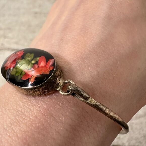 Vintage Mexican Alpaca Silver Pressed Flower Bangle Bracelet - Picture 5 of 8